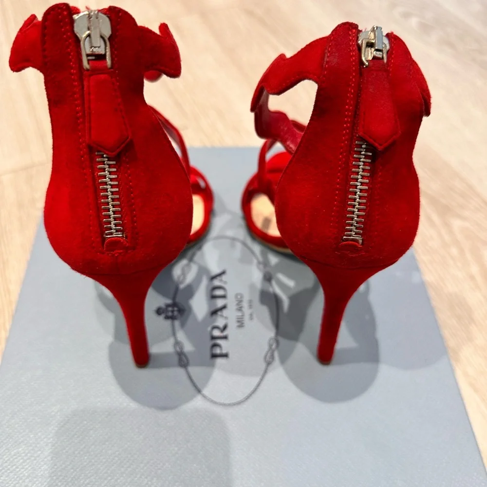 Prada Red Suede Scalloped Heels Size 36 - Picture 2 of 6